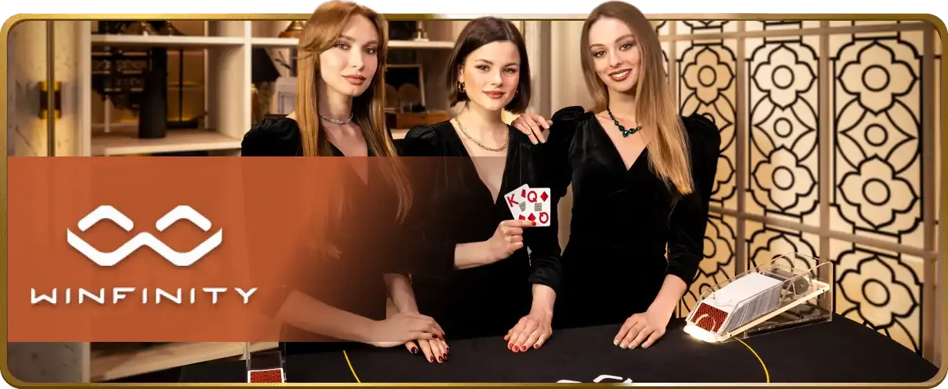 Hình ảnh đội ngũ hỗ trợ khách hàng chuyên nghiệp của acb888 casino, sẵn sàng giải đáp thắc mắc về chiến lược chơi.